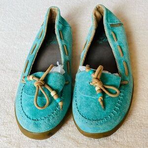 Vans The Original Surf Siders Turquoise Beaded Leather Moccasins Size 8